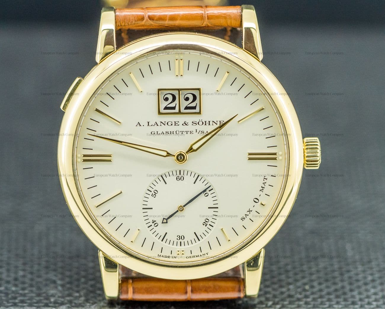 A. Lange and Sohne Langematik Big Date 18K Yellow Gold / Deployment Buckle