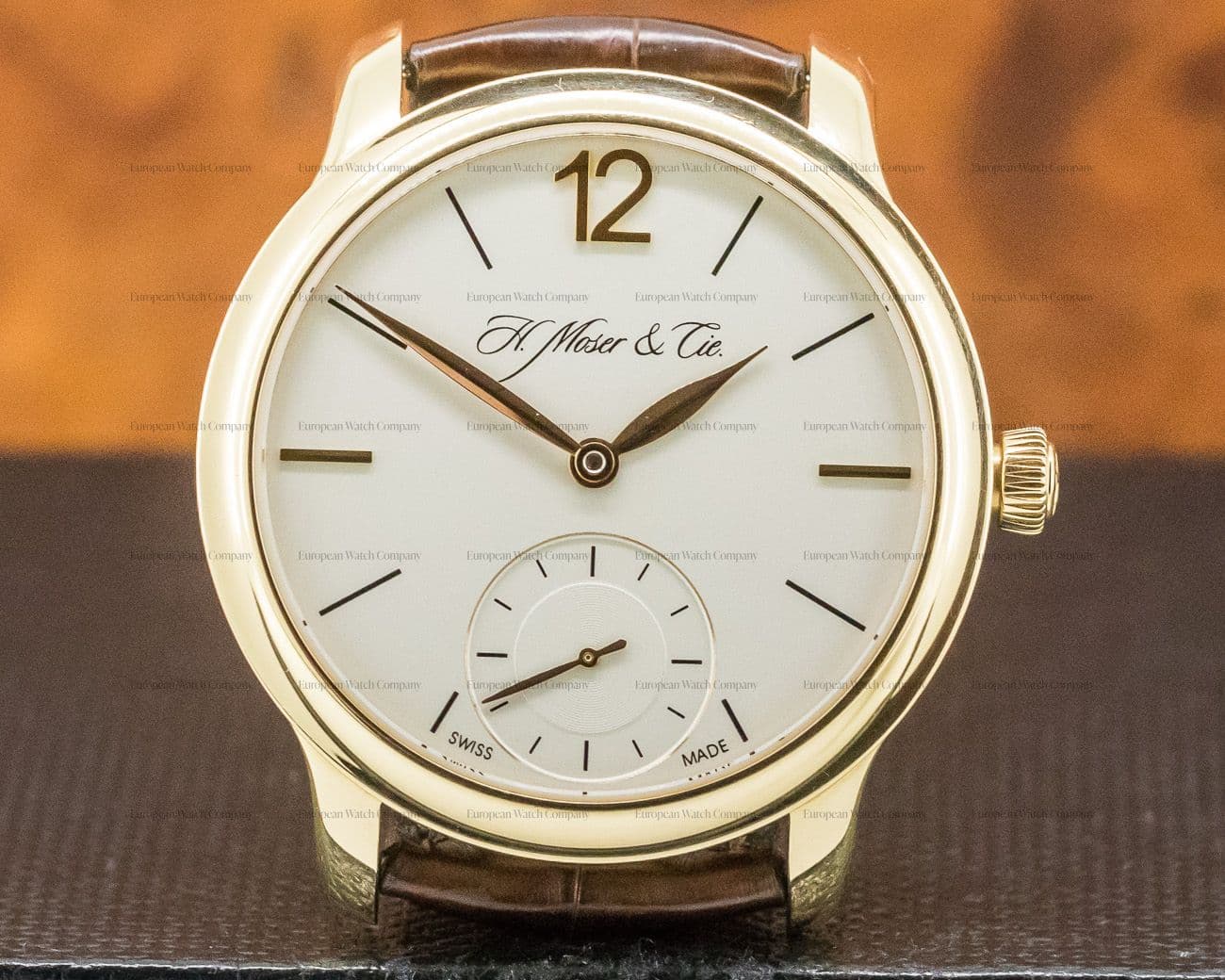 H. Moser & Cie Endeavour MAYU 18K Yellow Gold 