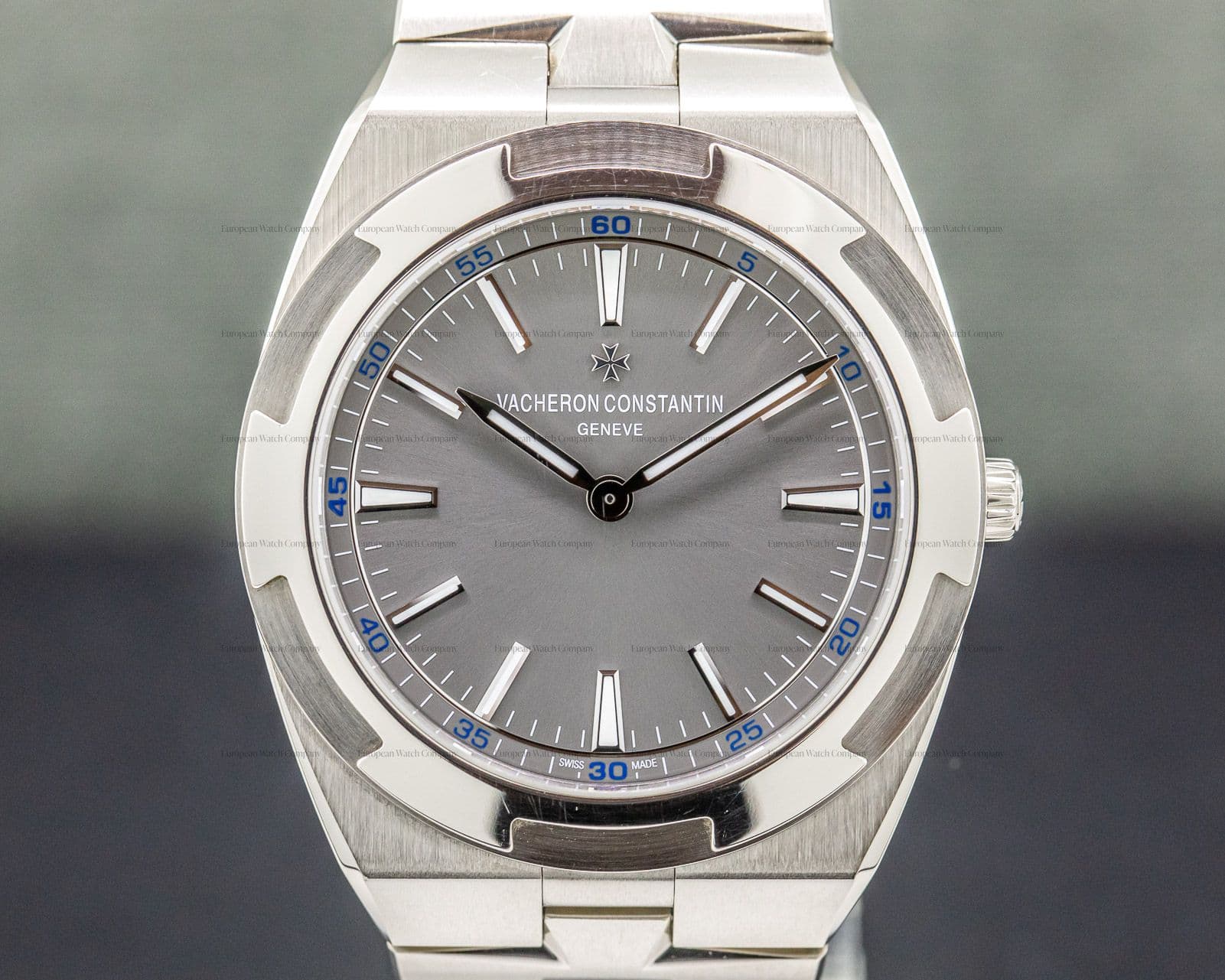 Vacheron Constantin Overseas Ultra-Thin 40mm 18K White Gold RARE 