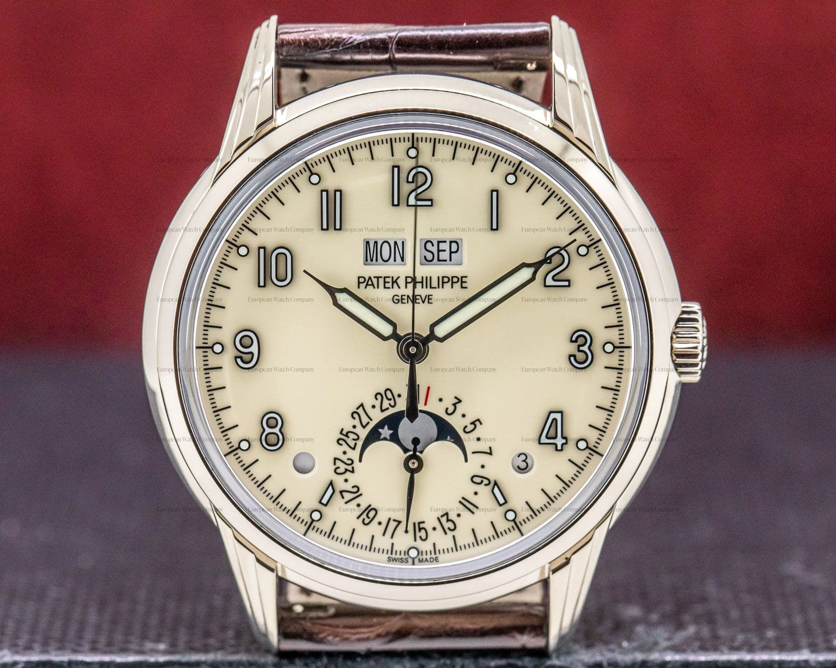 Patek Philippe Perpetual Calendar Grand Complication 18K White Gold 