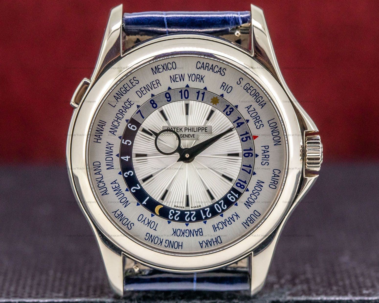 Patek Philippe World Time 18K White Gold Silver Dial 