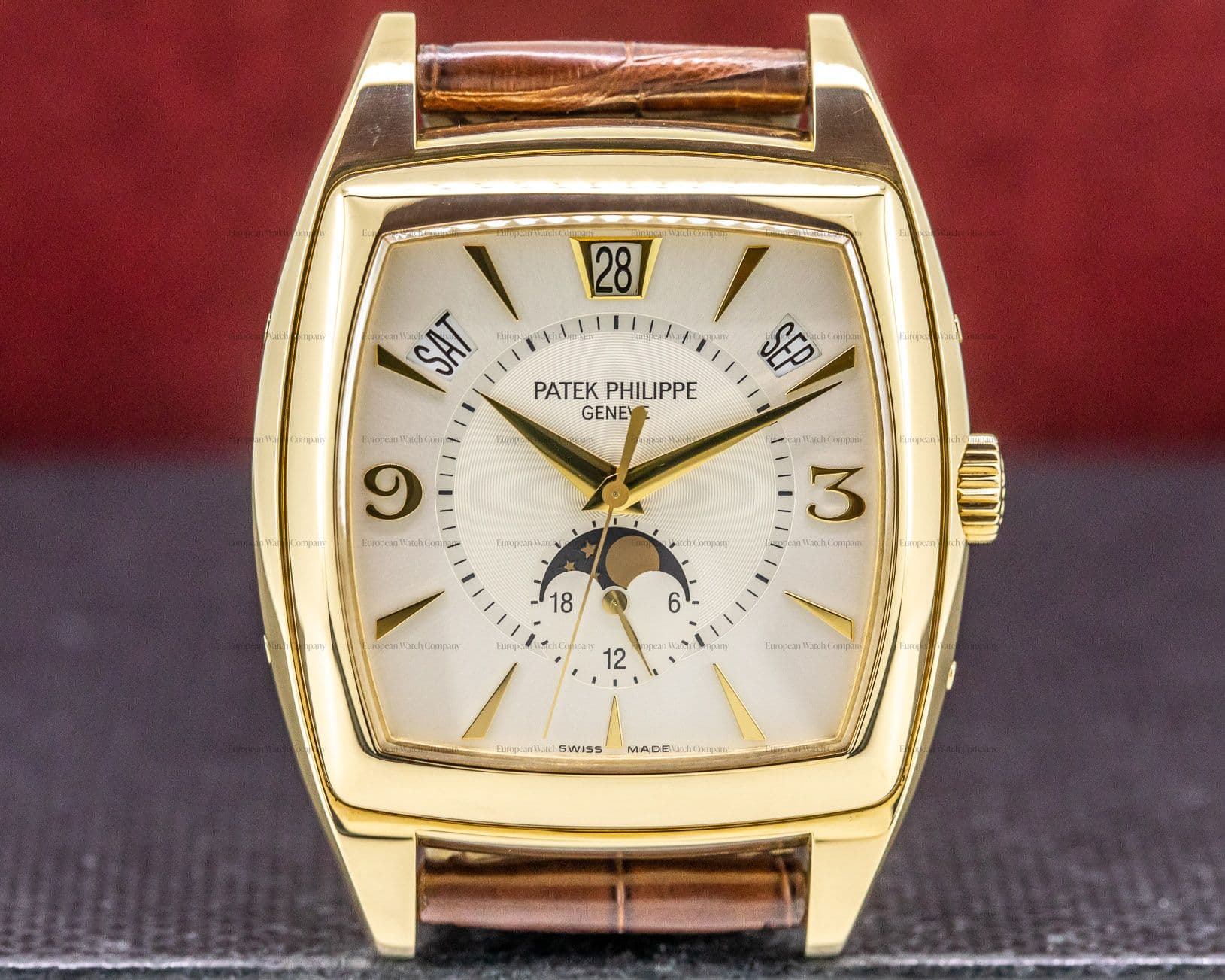 Patek Philippe Gondolo Calendario Cream Dial 18K Yellow Gold 