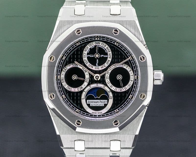 Audemars Piguet Royal Oak Perpetual Calendar Black Dial SS / Platinum FULL SET