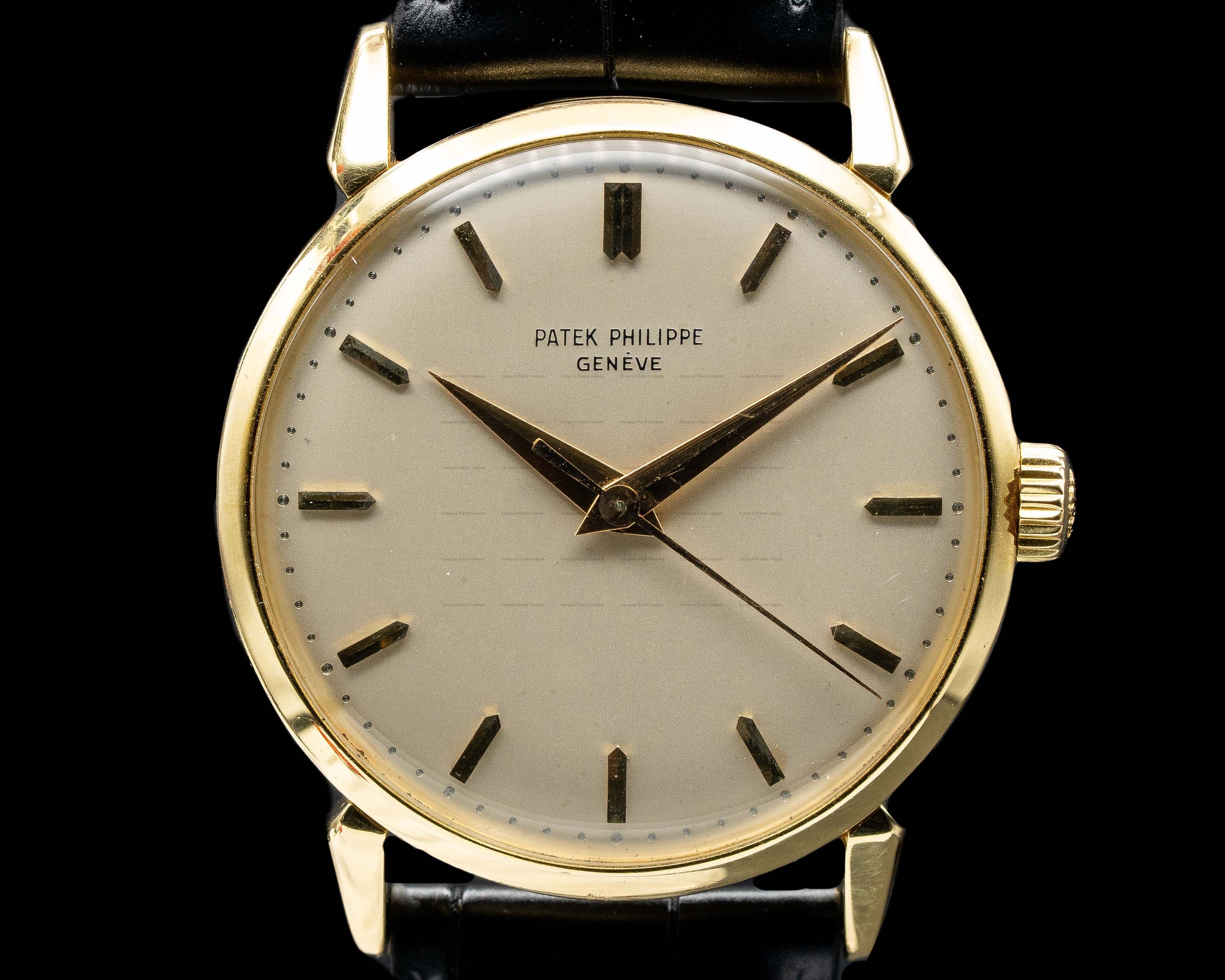 Patek Philippe Calatrava 18K Yellow Gold Manual Wind 35MM