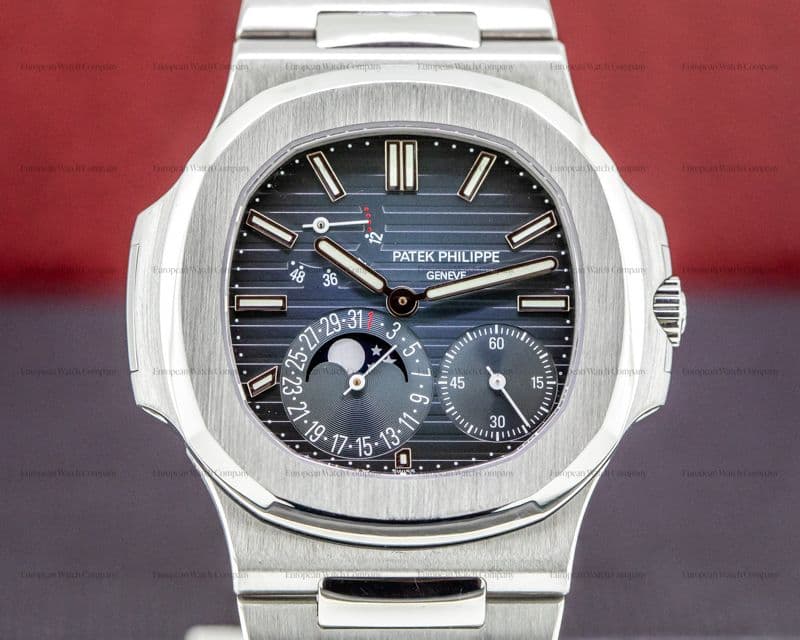 Patek Philippe Nautilus 5712 Moonphase Power Reserve SS 
