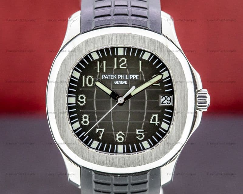 Patek Philippe Aquanaut 5165A Mid Size VERY RARE 