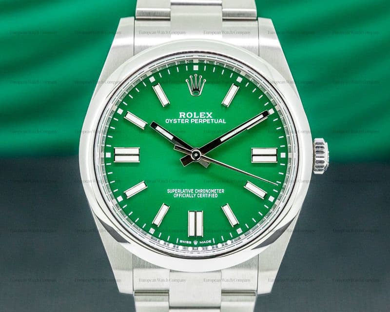 Rolex Oyster Perpetual 124300 41mm SS / Green Dial NEW 2020 UNWORN