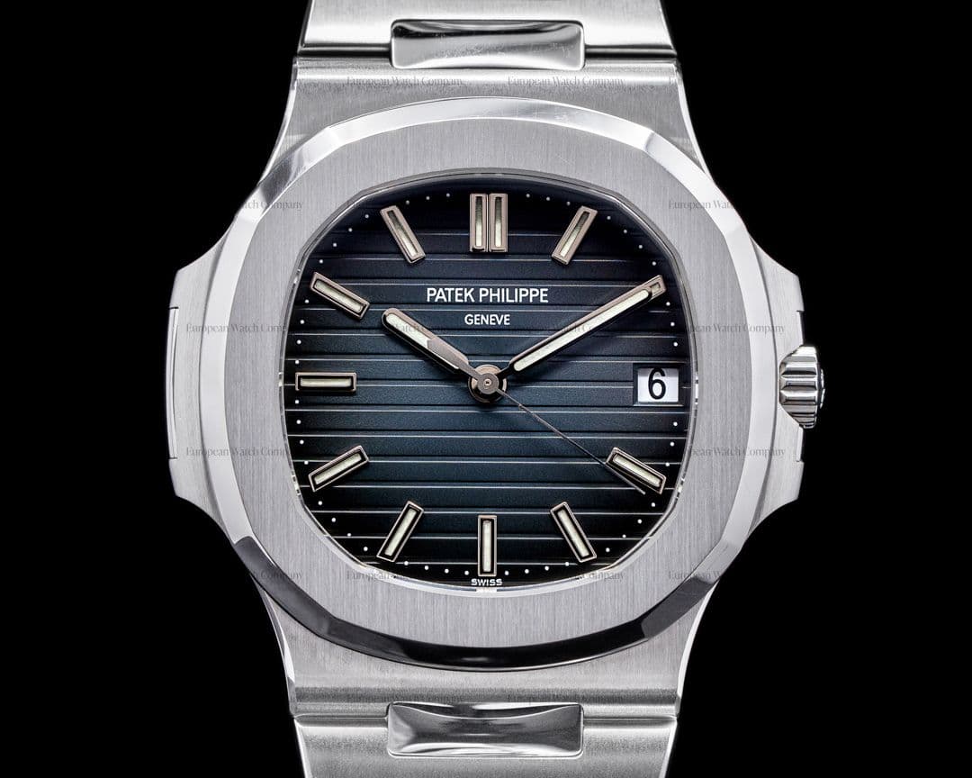 Patek Philippe Jumbo Nautilus 5711 Blue Dial SS ORIGINAL FINISH