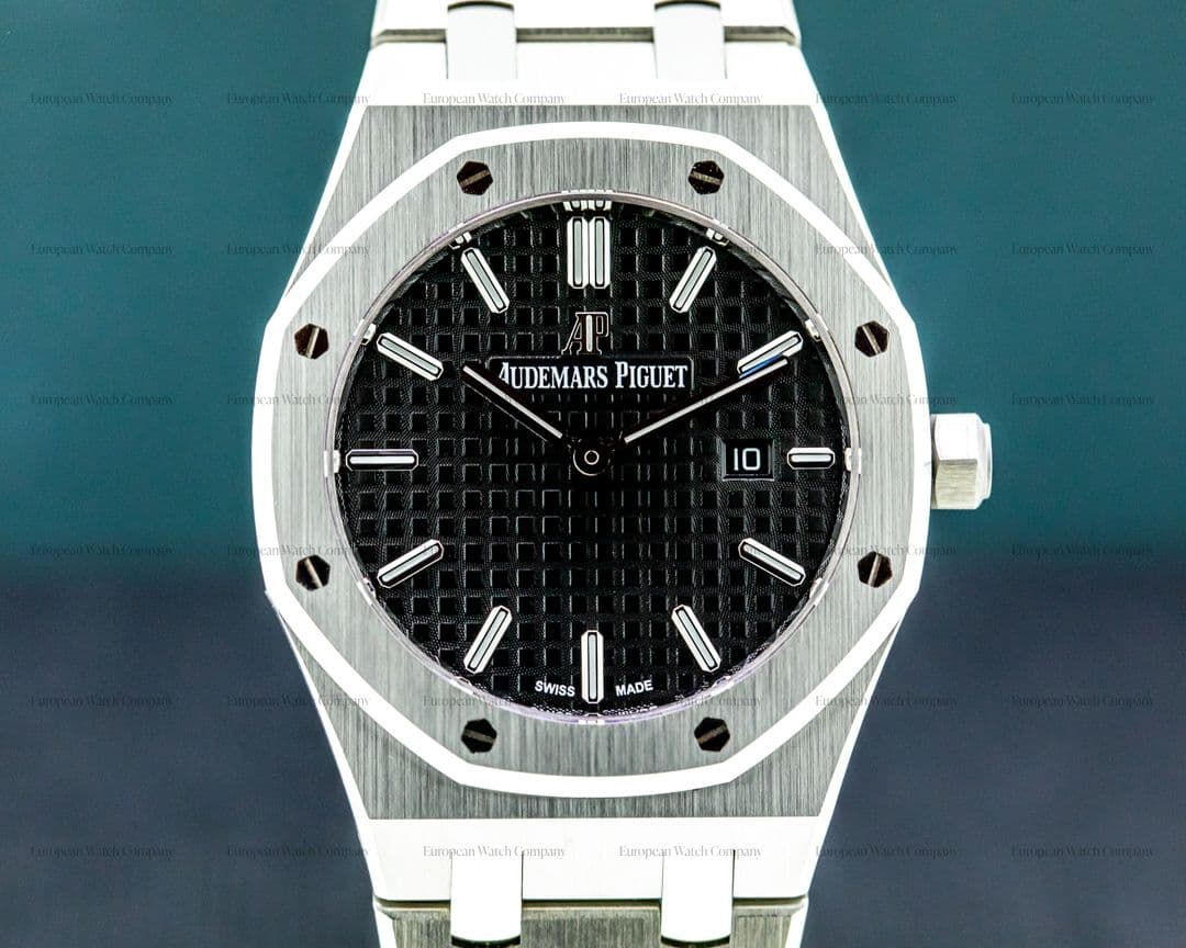 Audemars Piguet Royal Oak 33mm Black Dial SS Quartz UNWORN 2021
