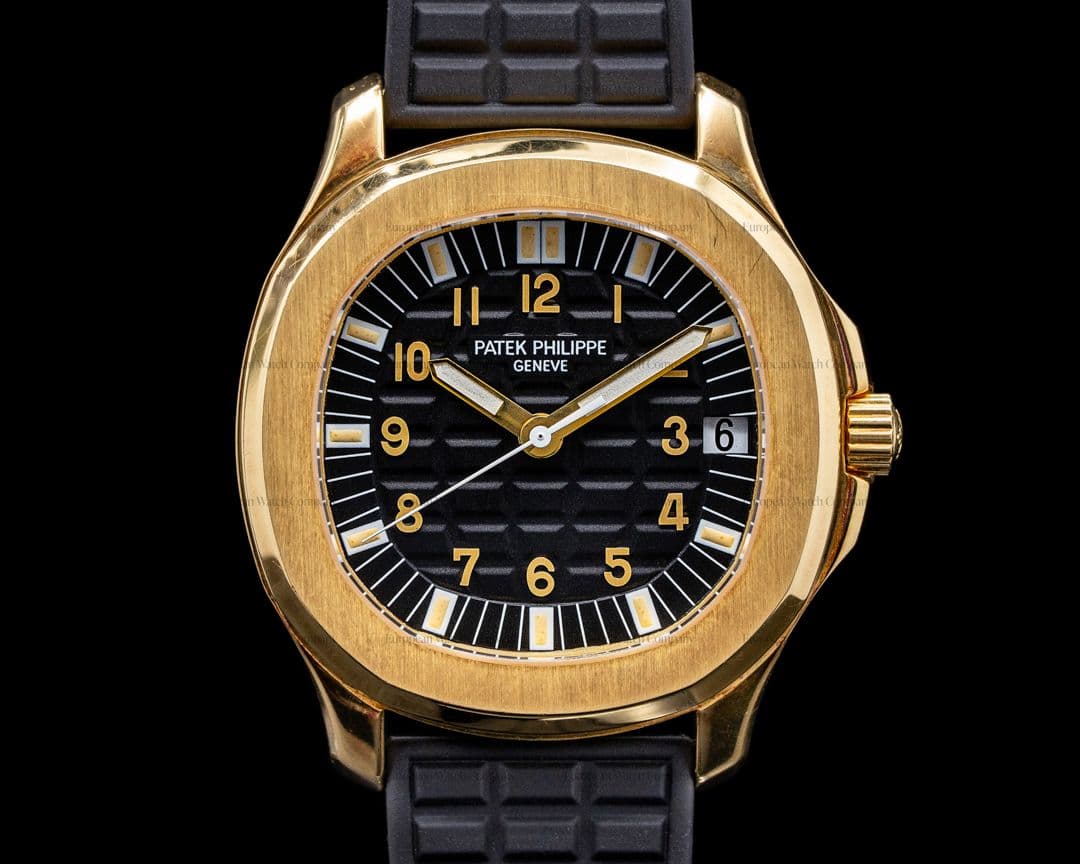 Patek Philippe Large Aquanaut 5065
18k / Rubber PATINA FULL SET WOW