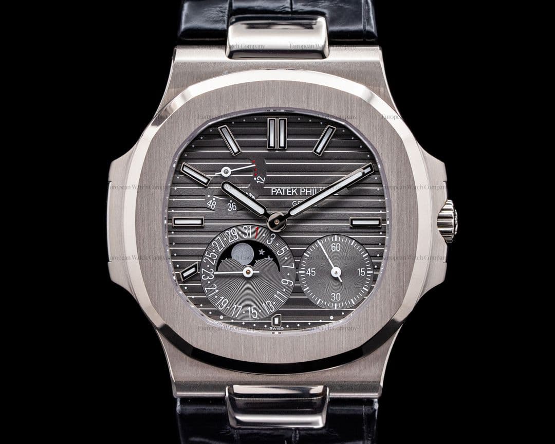 Patek Philippe Nautilus 5712G Power Reserve Moonphase 18K White Gold 2020