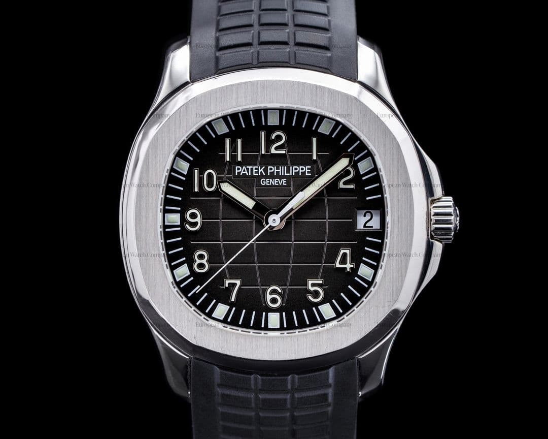Patek Philippe Aquanaut 5165A Mid Size VERY RARE 