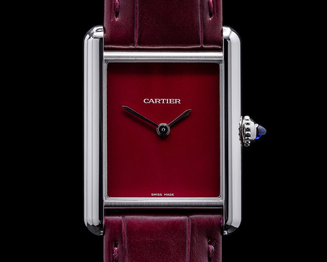Cartier Tank Must Watch SS Large RED 2021 UNWORN