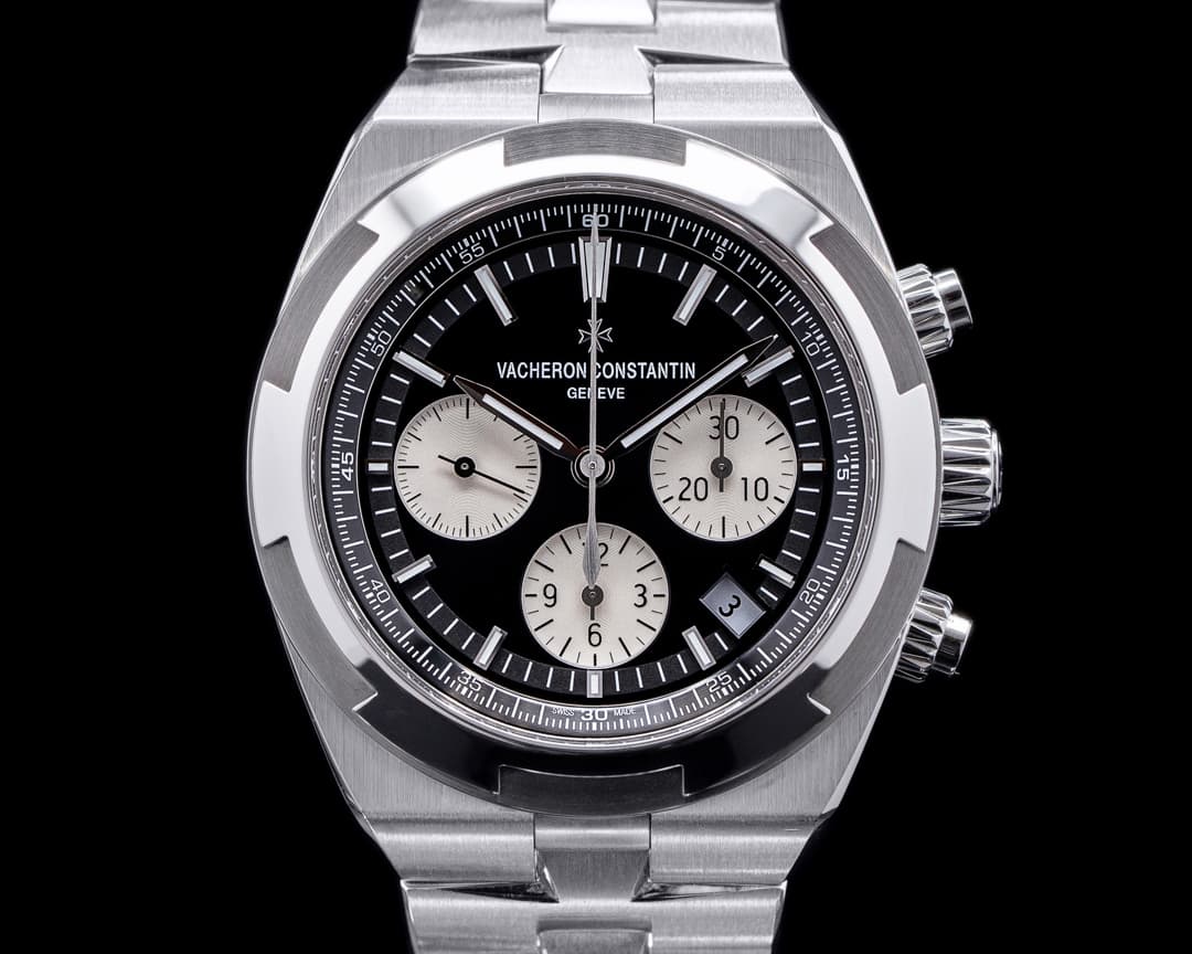 Vacheron Constantin Overseas 5500V/110A Chronograph Black Panda Dial SS / SS UNWORN