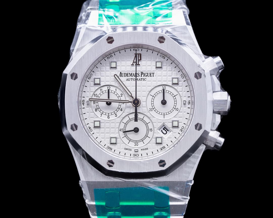 Audemars Piguet Royal Oak 25960BC Chronograph 18K White Gold / Bracelet + SERVICED