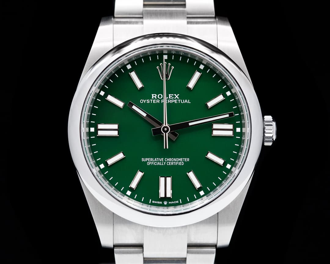 Rolex Oyster Perpetual 124300 41mm SS / Green Dial 