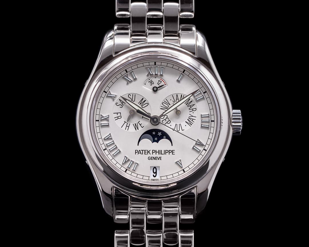 Patek Philippe Annual Calendar 5036/1G 18K White Gold / Bracelet 