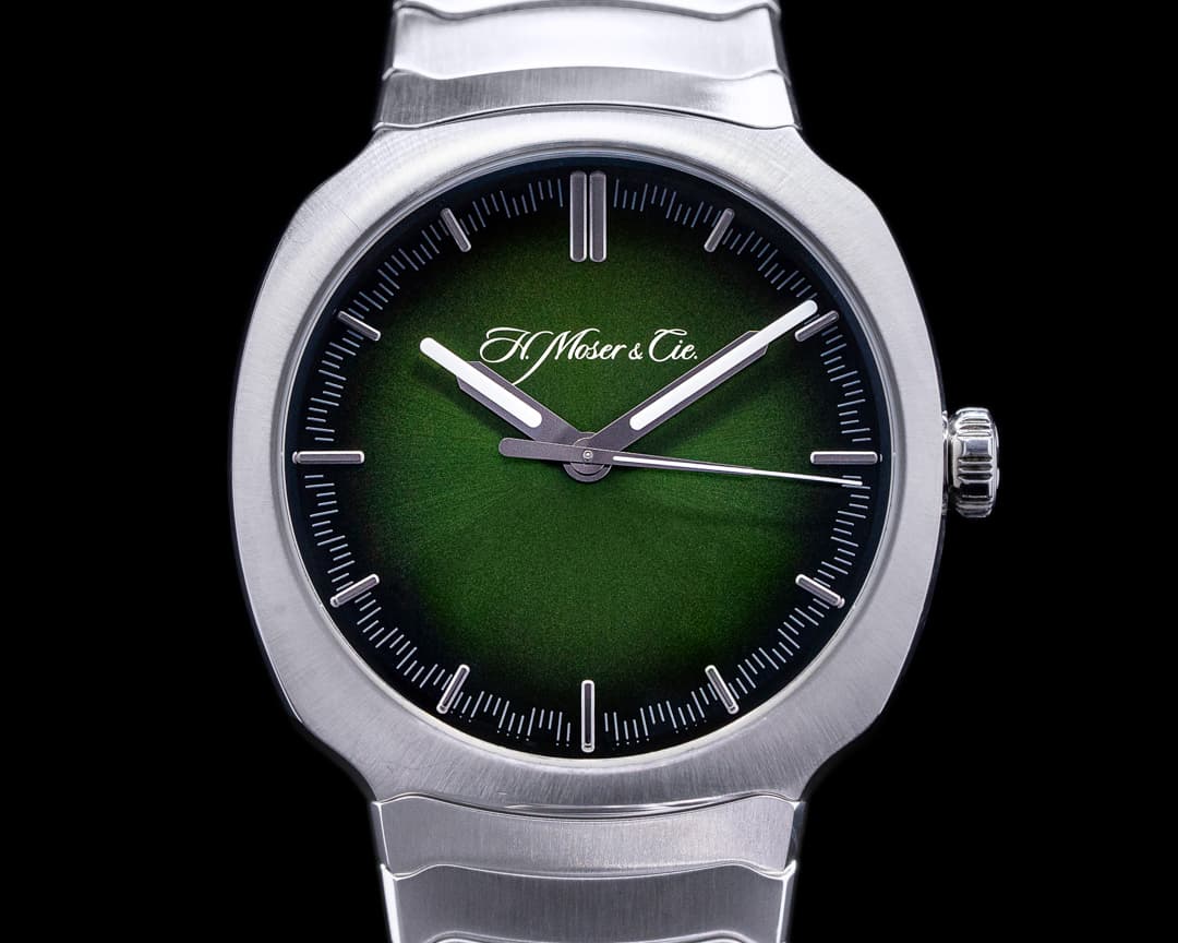 H. Moser and Cie. Moser Streamliner Centre Seconds Green Dial 