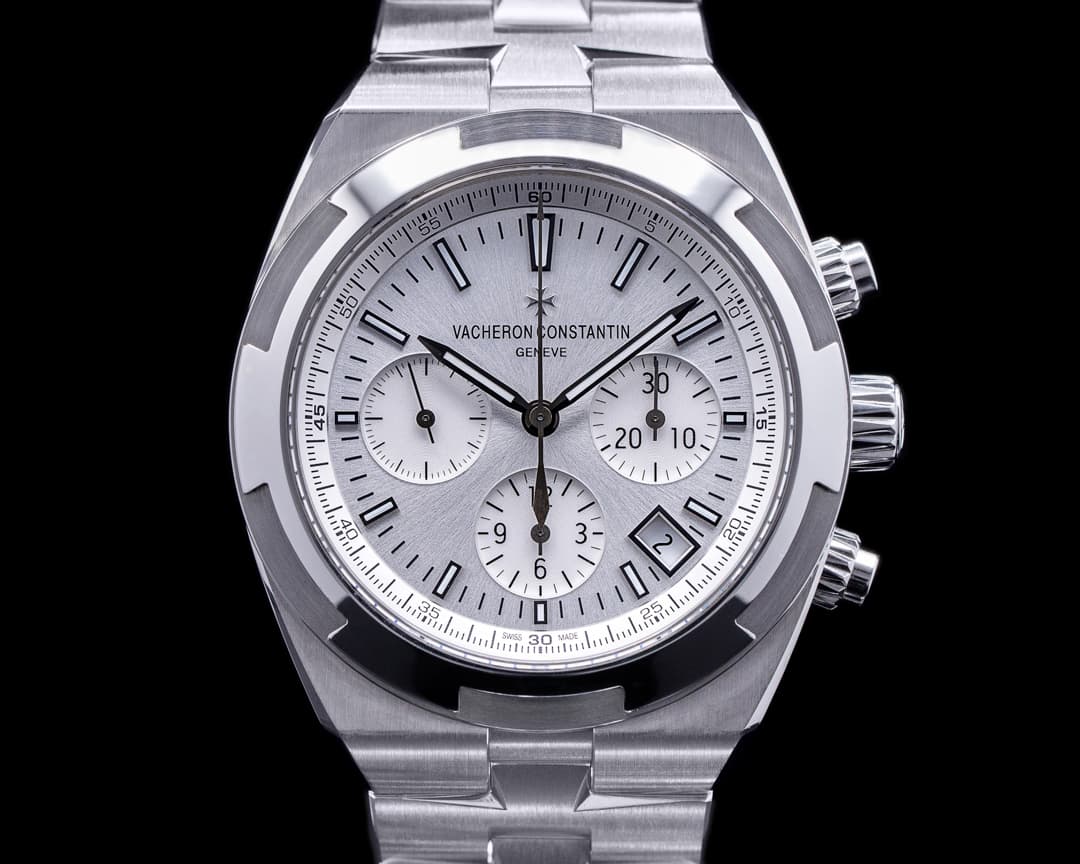 Vacheron Constantin Overseas Chronograph 5500V Silver Dial SS / Bracelet