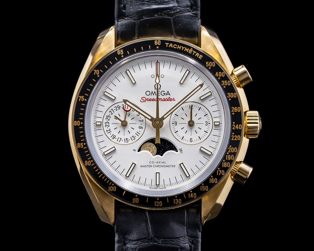 Omega Speedmaster Automatic Moon 18k Yellow Gold