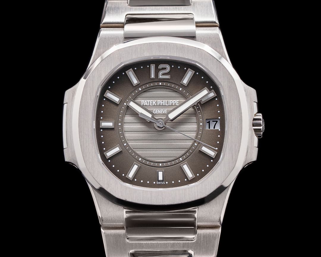 Patek Philippe Nautilus 7011/1G 18K White Gold Ladies Watch Quartz
