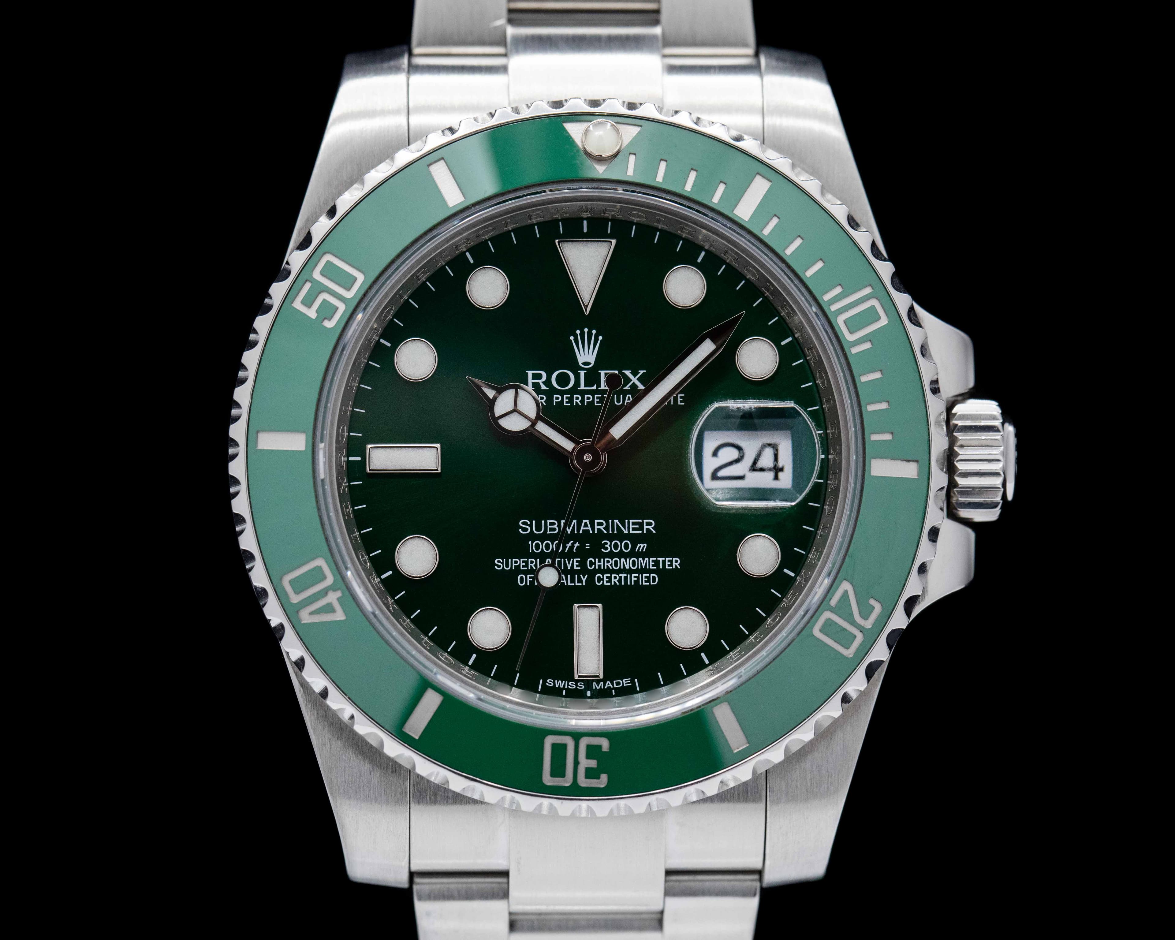 Rolex Submariner Green Ceramic HULK 116610V Bezel Green Dial SS