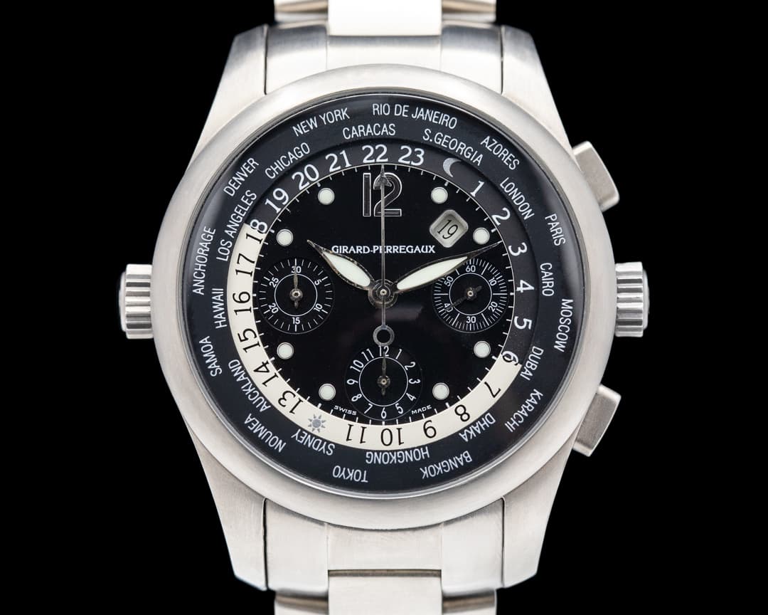Girard-Perregaux World Time WW.TC Chronograph Titanium / Bracelet 