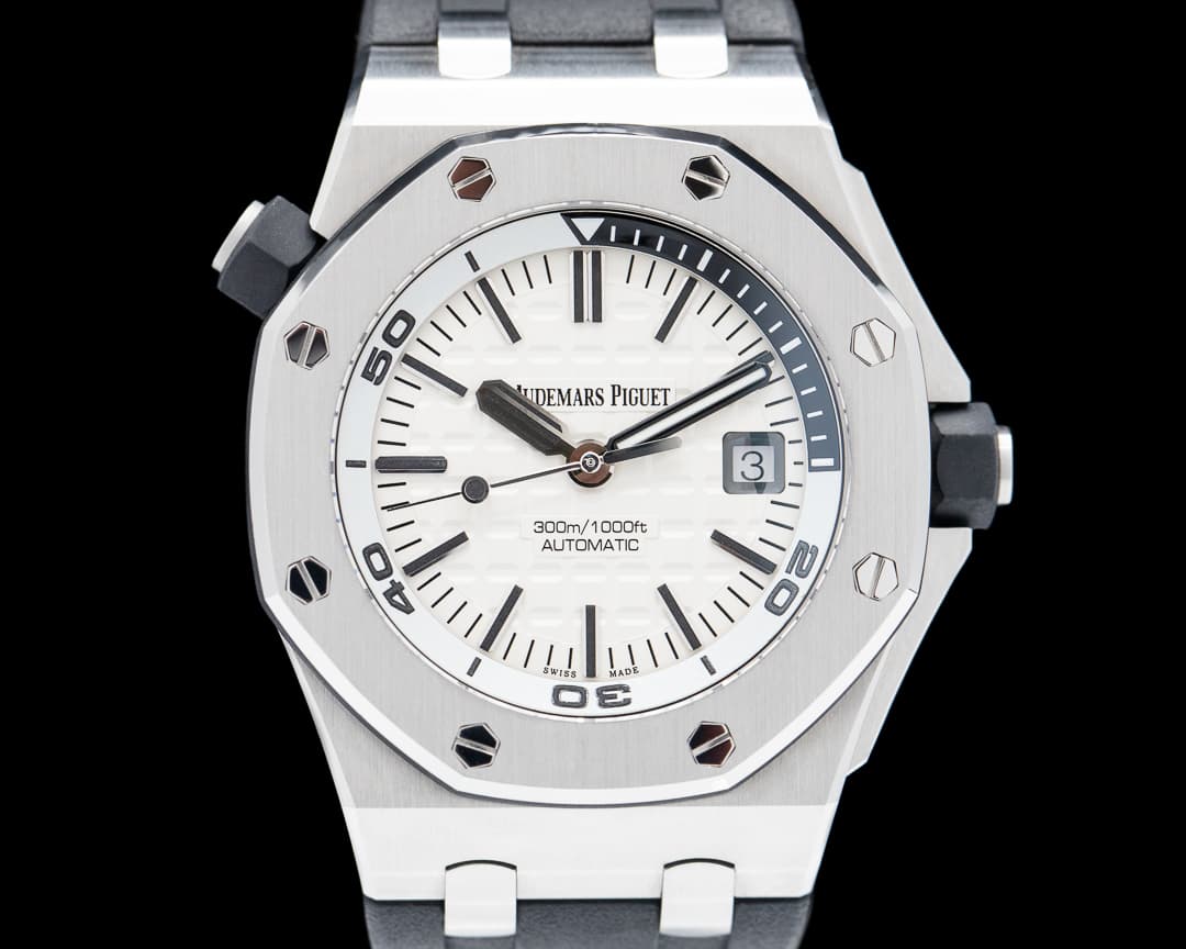 Audemars Piguet Royal Oak Offshore 15710ST Diver White Dial 