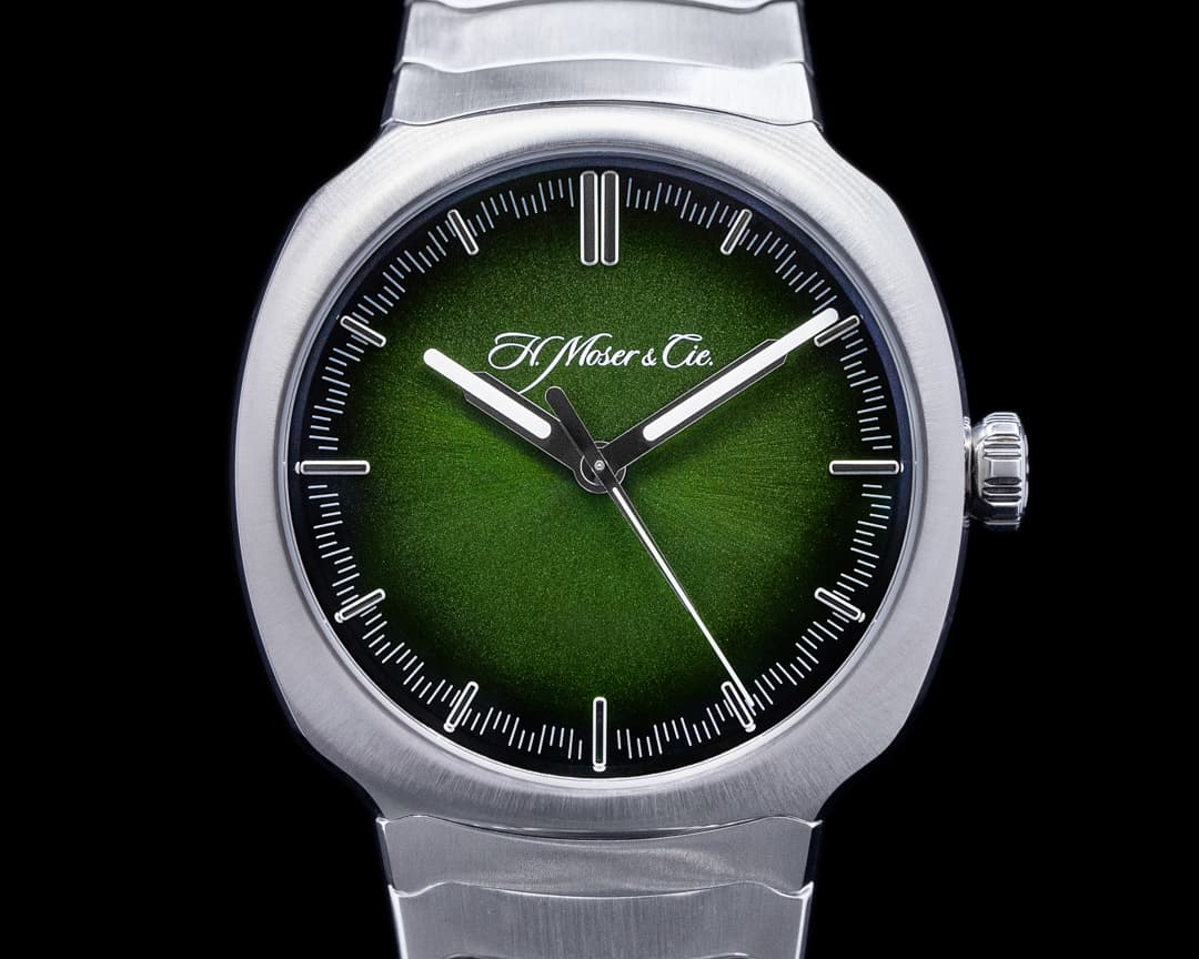 H. Moser and Cie. Moser Streamliner Centre Seconds Green Dial 