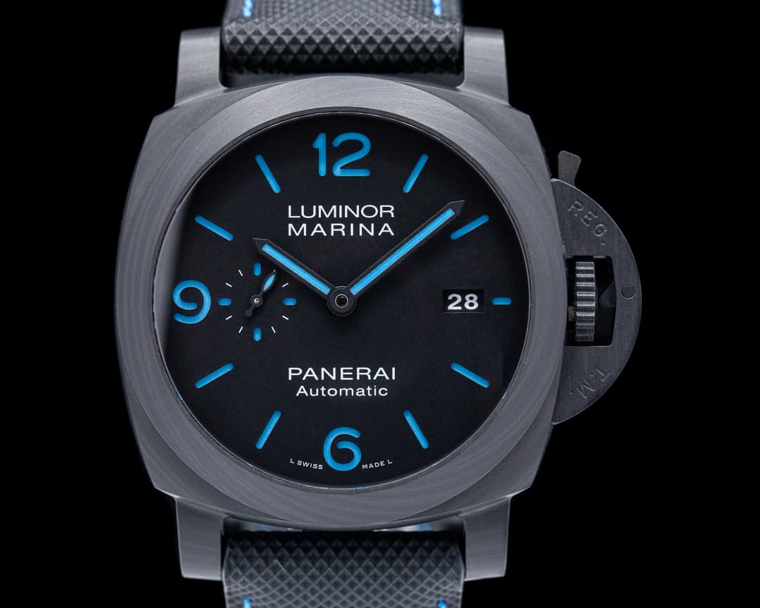 Panerai Luminor Marina Carbotech 44mm 2022