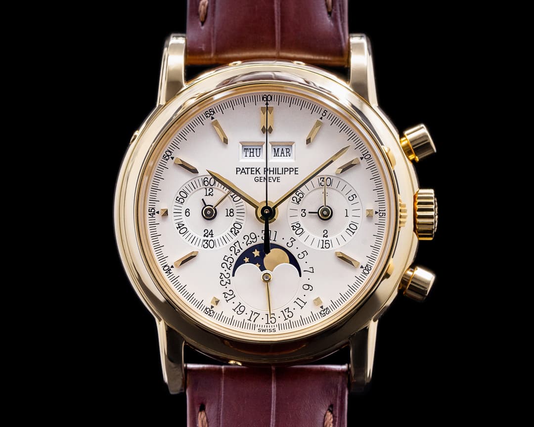 Patek Philippe Perpetual Calendar Chronograph 3970E 18k Yellow Gold