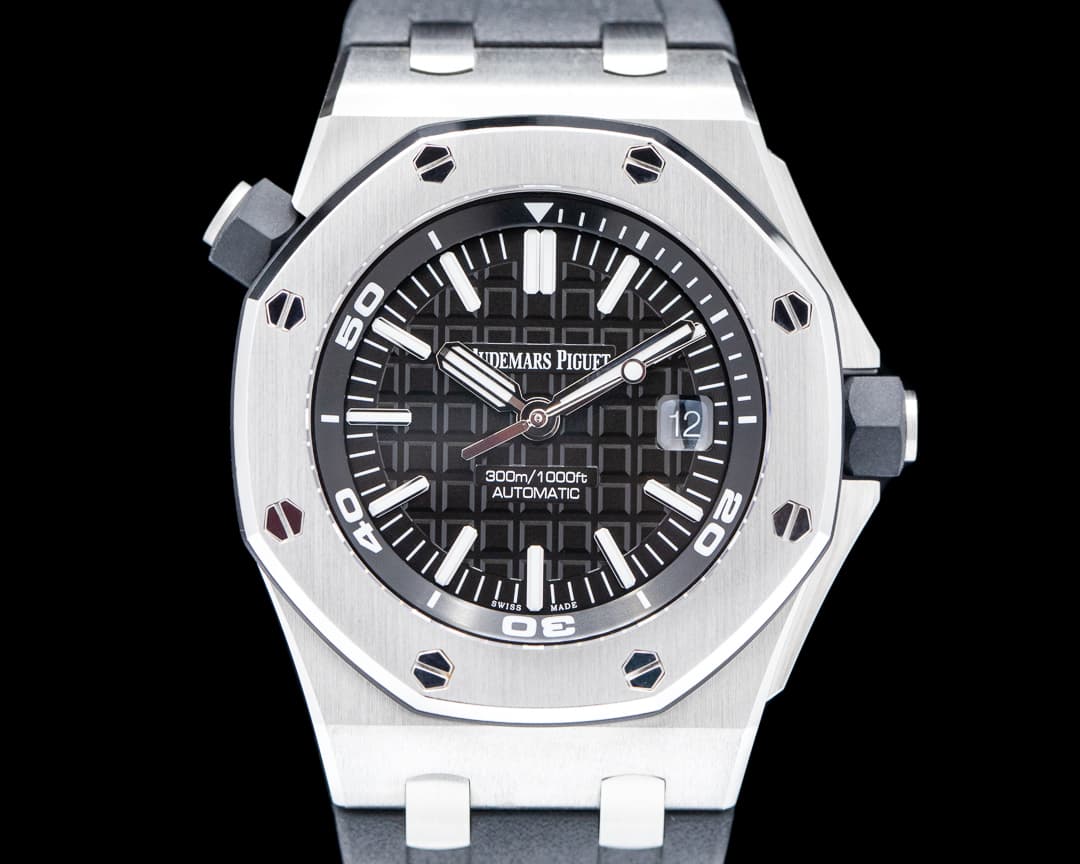 Audemars Piguet Royal Oak 15710ST Offshore Diver Black / Rubber 