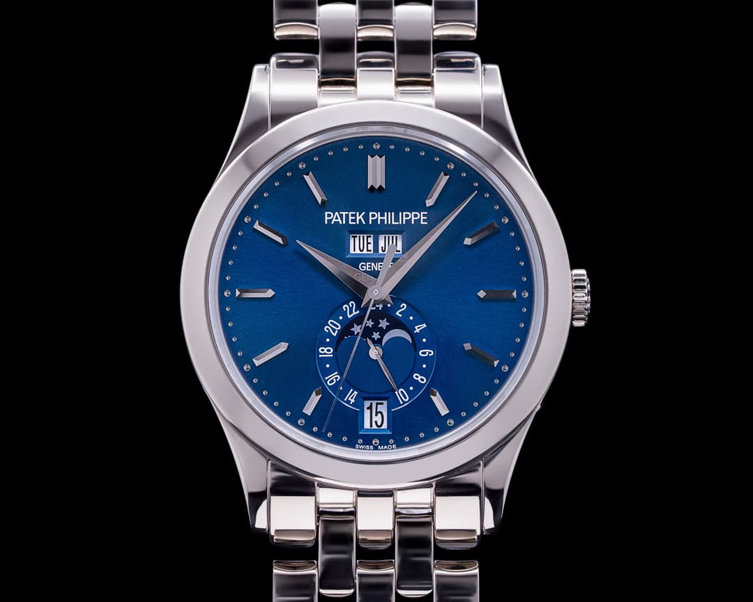 Patek Philippe Annual Calendar 5396/1G Blue Dial 18K White Gold / Bracelet