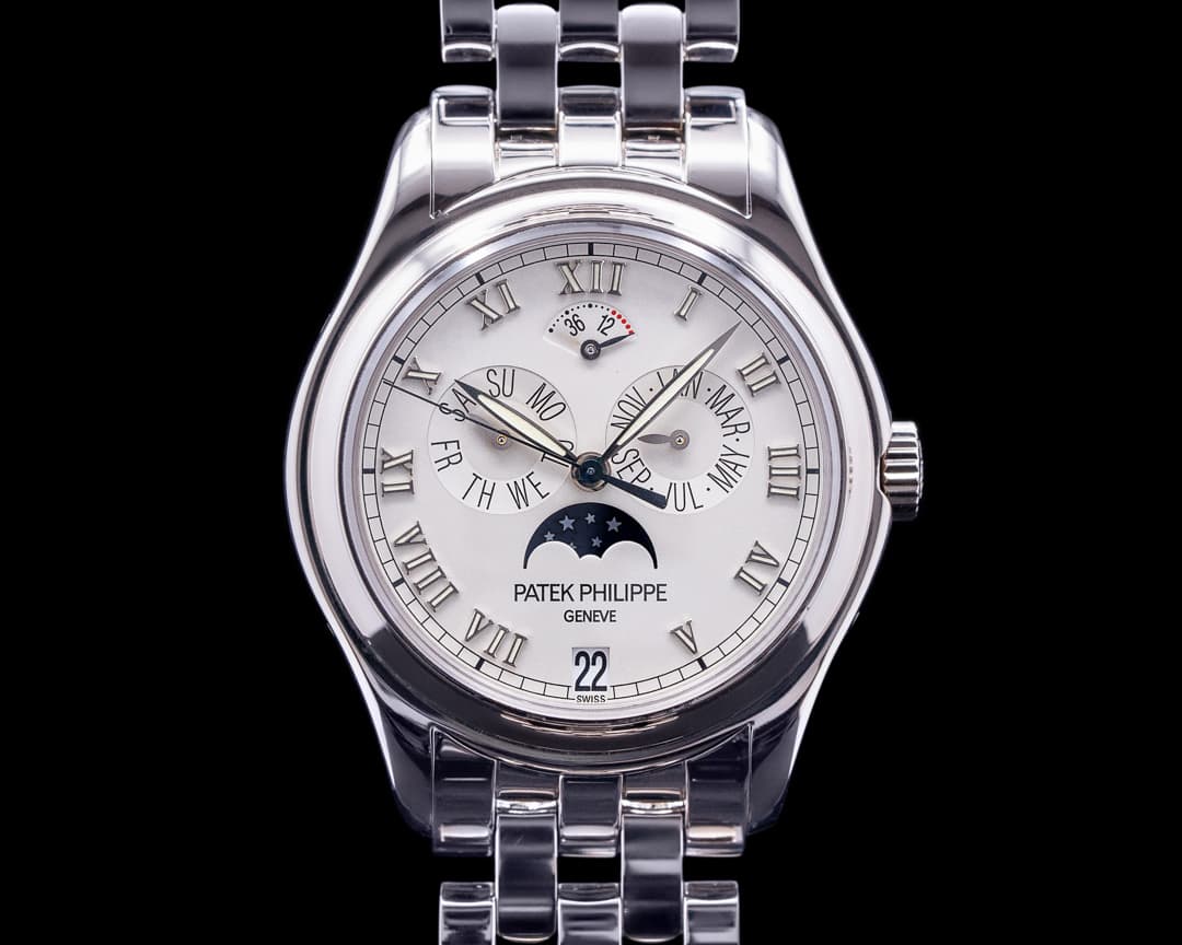 Patek Philippe Annual Calendar 5036/1G 18K White Gold / Bracelet 