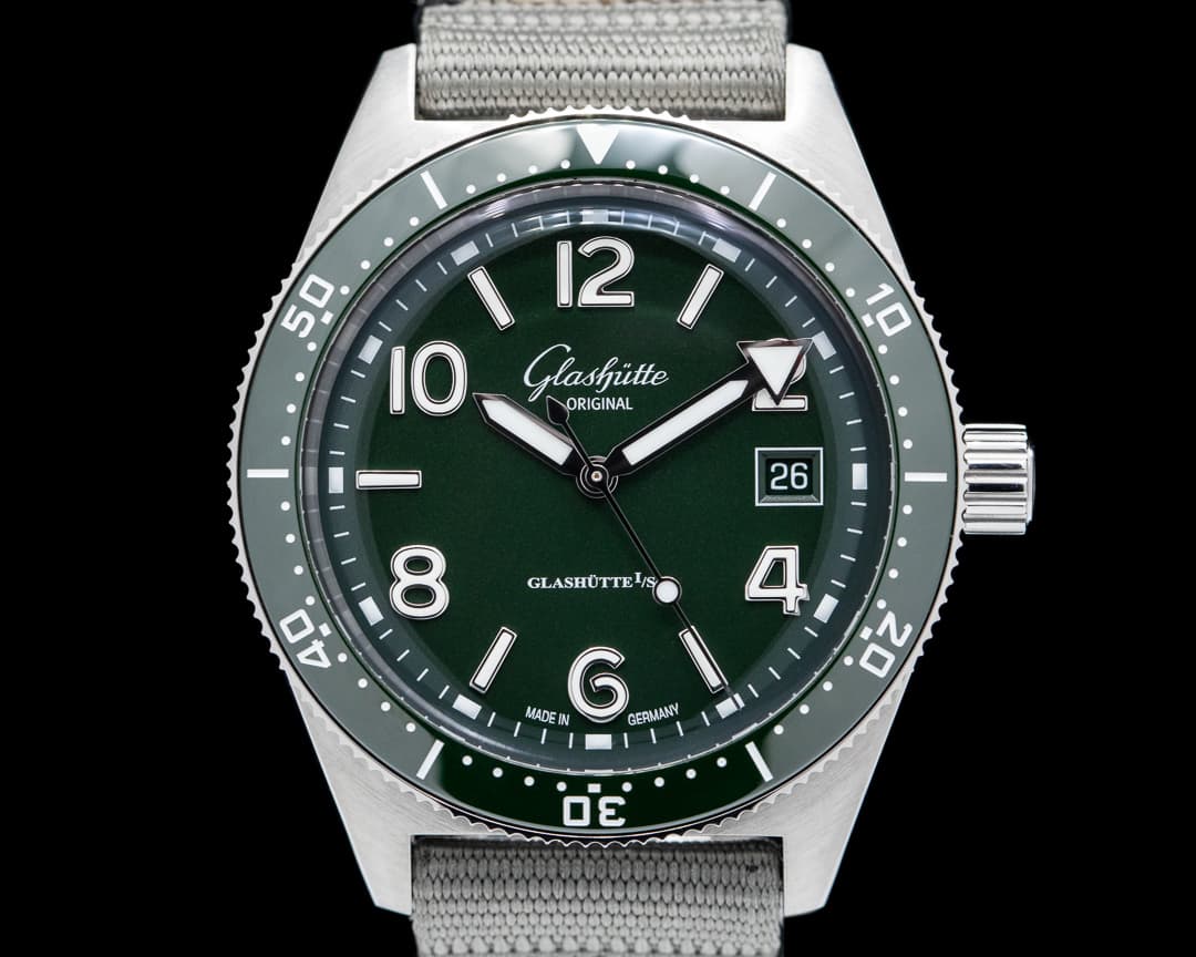 Glashutte Original SeaQ Date SS Green