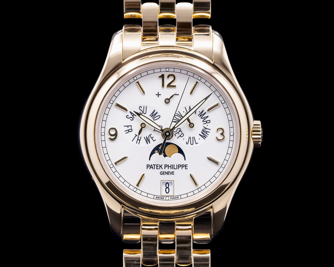Patek Philippe Annual Calendar 5146/1J Cream Dial 18K Yellow Gold / Bracelet