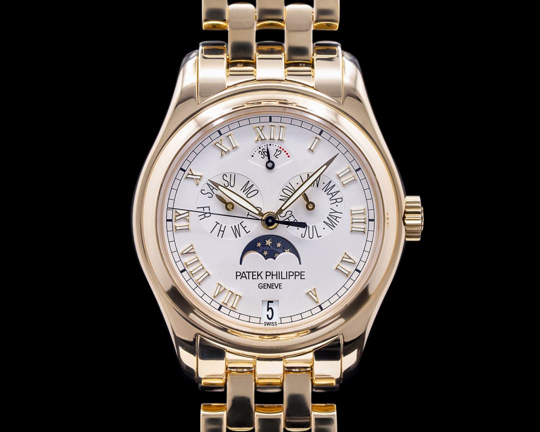 Patek Philippe Annual Calendar 5036/1J Moonphase 18K Yellow Gold / Bracelet FULL SET