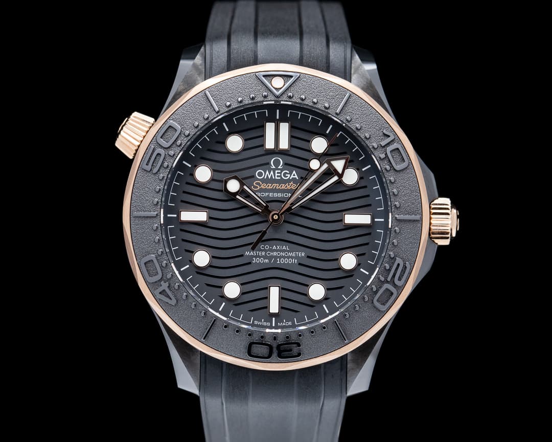 Omega Seamaster Diver 300M Black SS / 18k Sedna Gold 2022