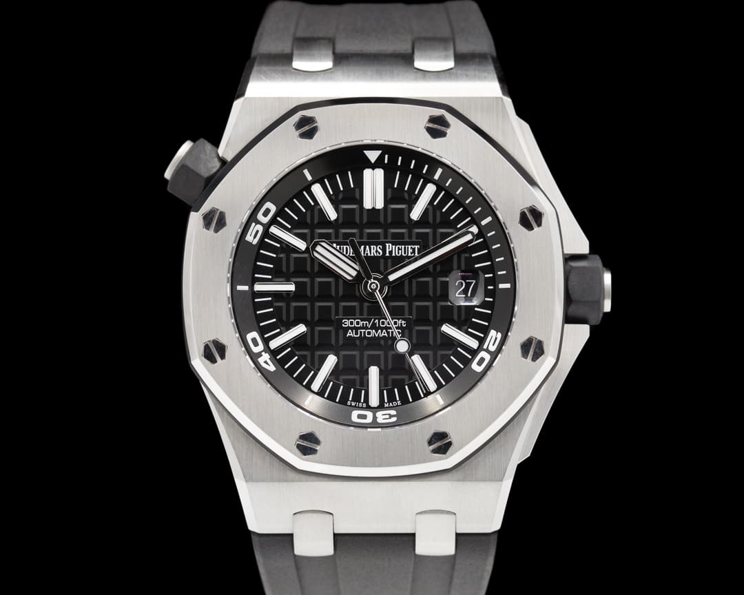 Audemars Piguet Royal Oak 15710ST Offshore Diver Black / Rubber 