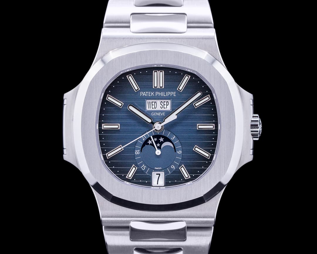 Patek Philippe Nautilus Annual Calendar 5726 Moon Blue Dial SS UNWORN 2022