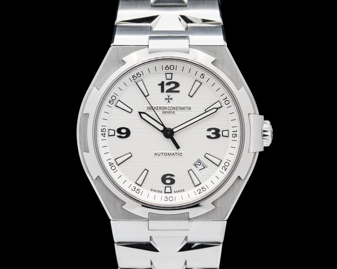 Vacheron Constantin Overseas 47040 Large Automatic White Dial SS / SS