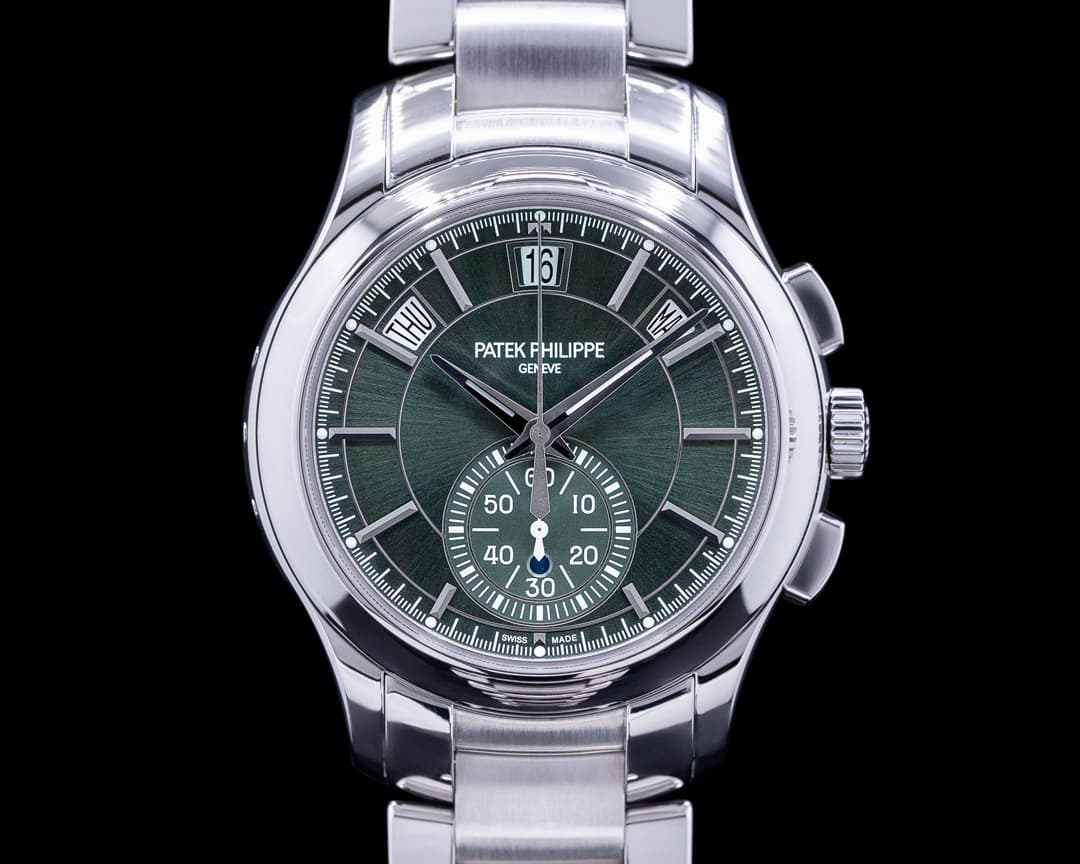 Patek Philippe 5905/1A Chronograph Annual Calendar Green Dial SS 