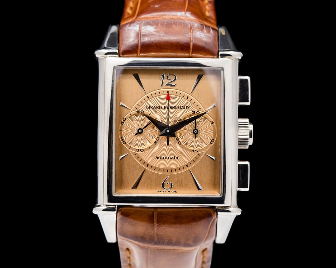 Girard Perregaux Vintage 1945 Chronograph 18k WG 2599 Salmon Dial