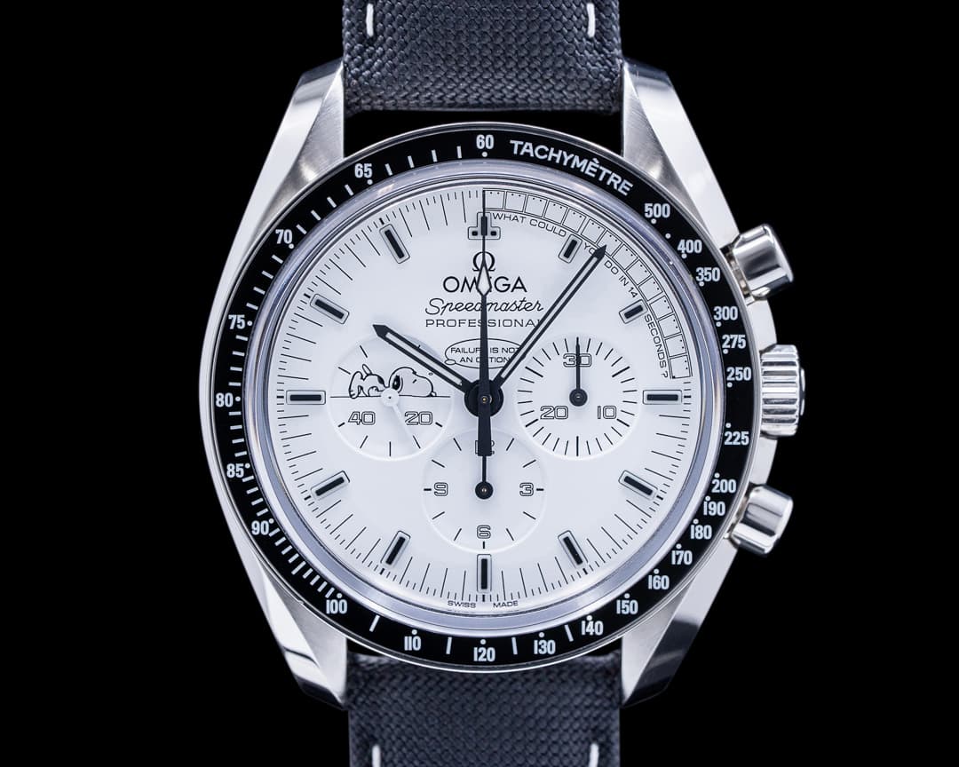 Omega Speedmaster Professional Apollo XIII Silver Snoopy Award