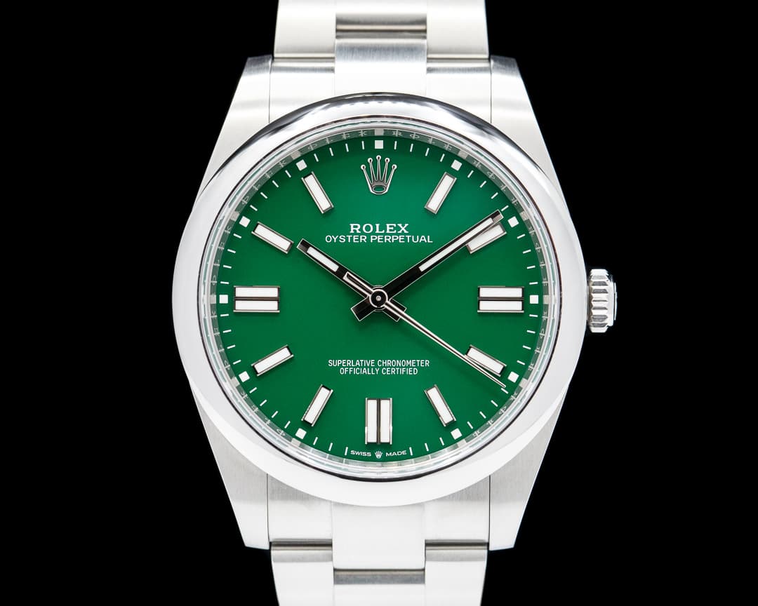 Rolex Oyster Perpetual 124300 41mm SS / Green Dial UNWORN