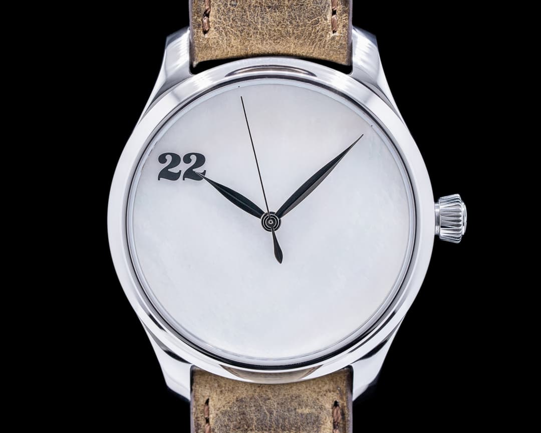 H. Moser and Cie. Endeavour Centre Seconds MOP Qatar World Cup RARE