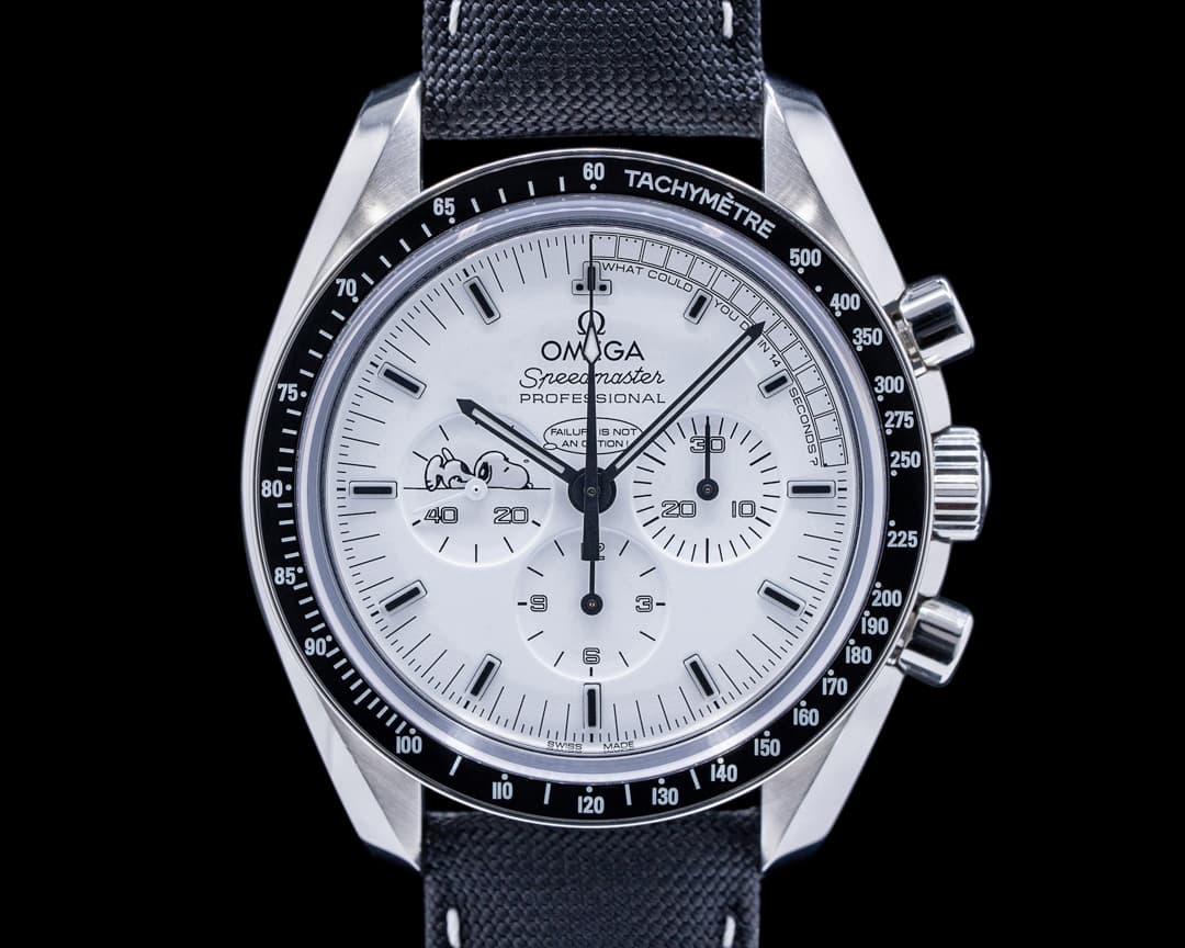 Omega Speedmaster Professional Apollo XIII Silver Snoopy Award