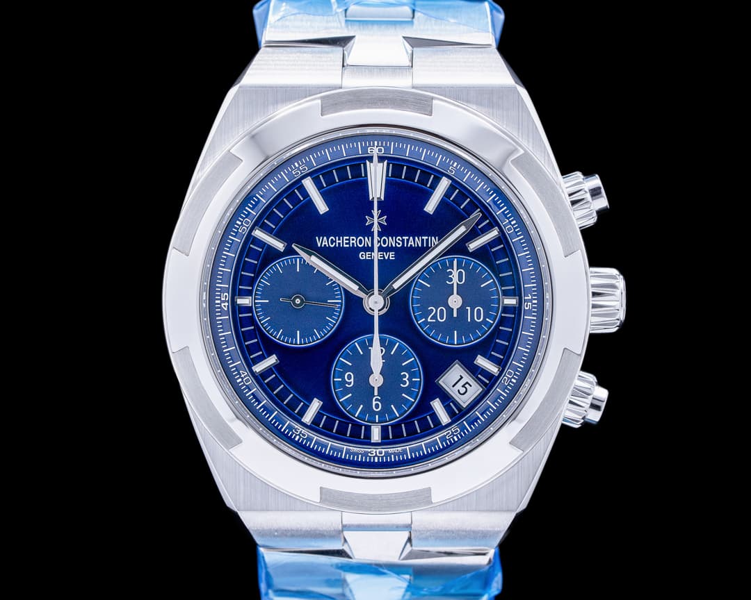Vacheron Constantin Overseas Chronograph 5500V Blue Dial SS FULL SET UNWORN
