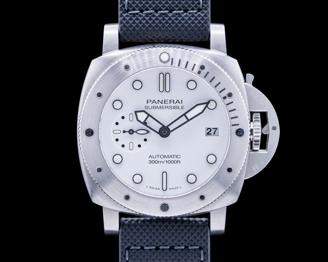Panerai Luminor Submersible Stainless Steel 42mm White Dial