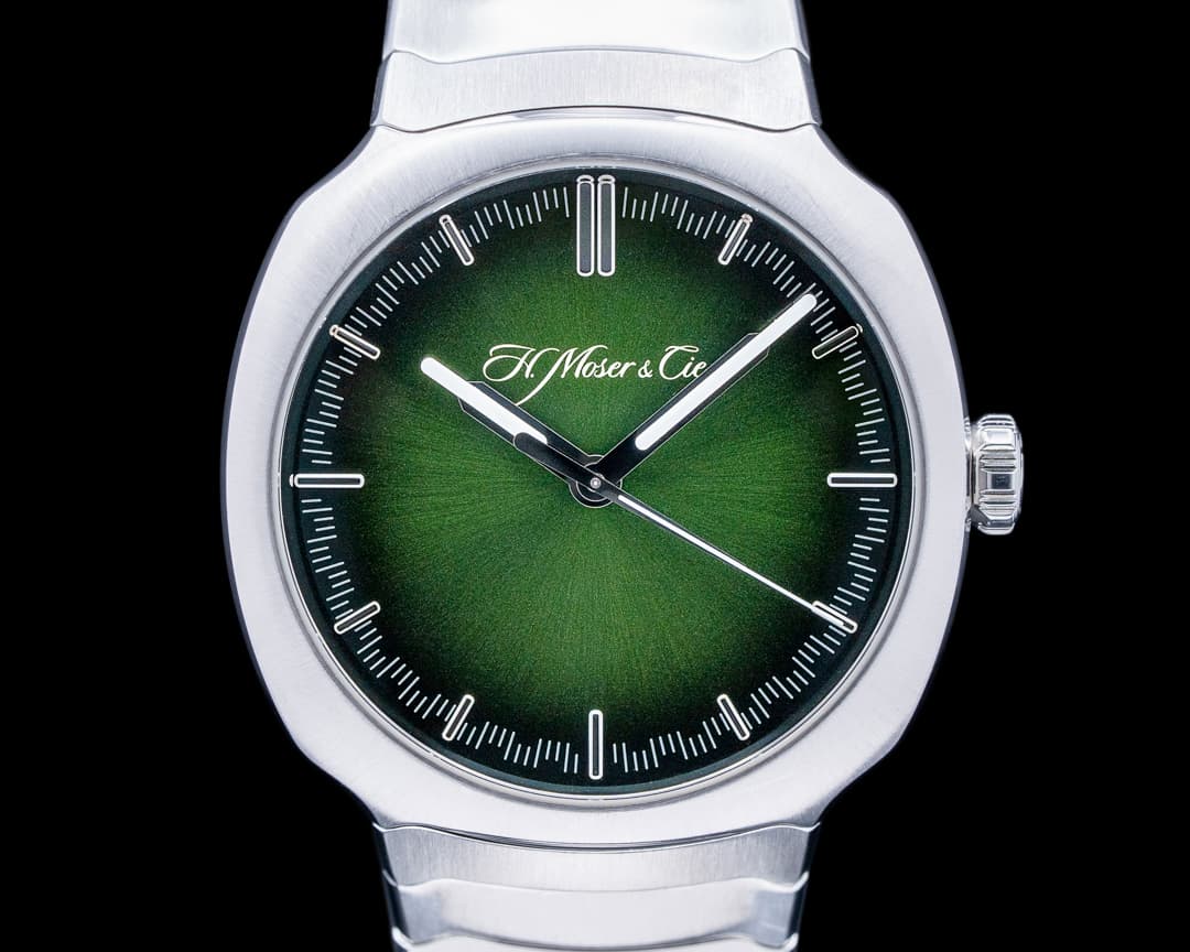 H. Moser and Cie. Moser Streamliner Centre Seconds Green Dial